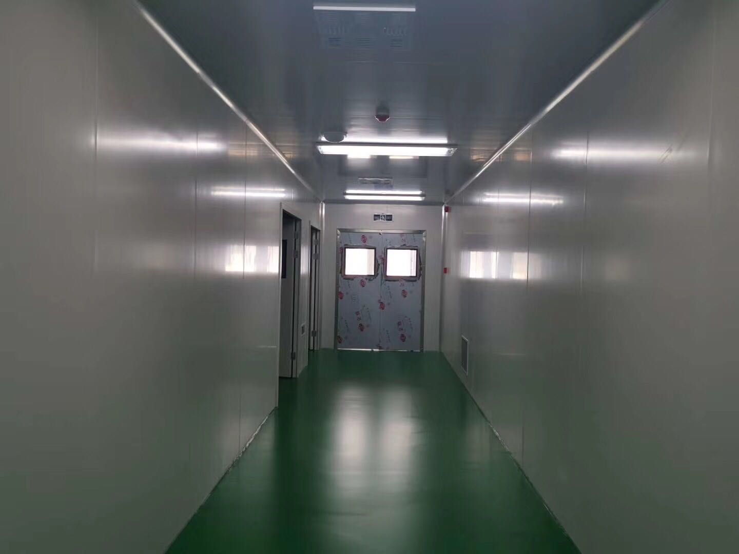 為什么遠大生產(chǎn)的襄陽潔凈板能夠在各個領(lǐng)域得到廣泛應(yīng)用？