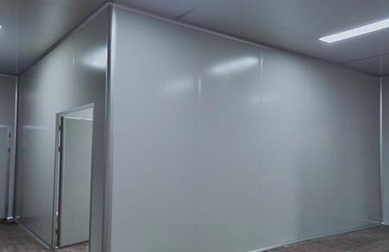 凈化彩鋼板和普通彩鋼板有什么區(qū)別？?jī)艋迥艽嫫胀ú输摪鍐? /> </a> 
        </div> 
        <div   id=