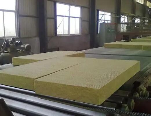 襄陽遠(yuǎn)大為你揭秘為什么外墻巖棉板能廣泛運用于建筑裝修中！